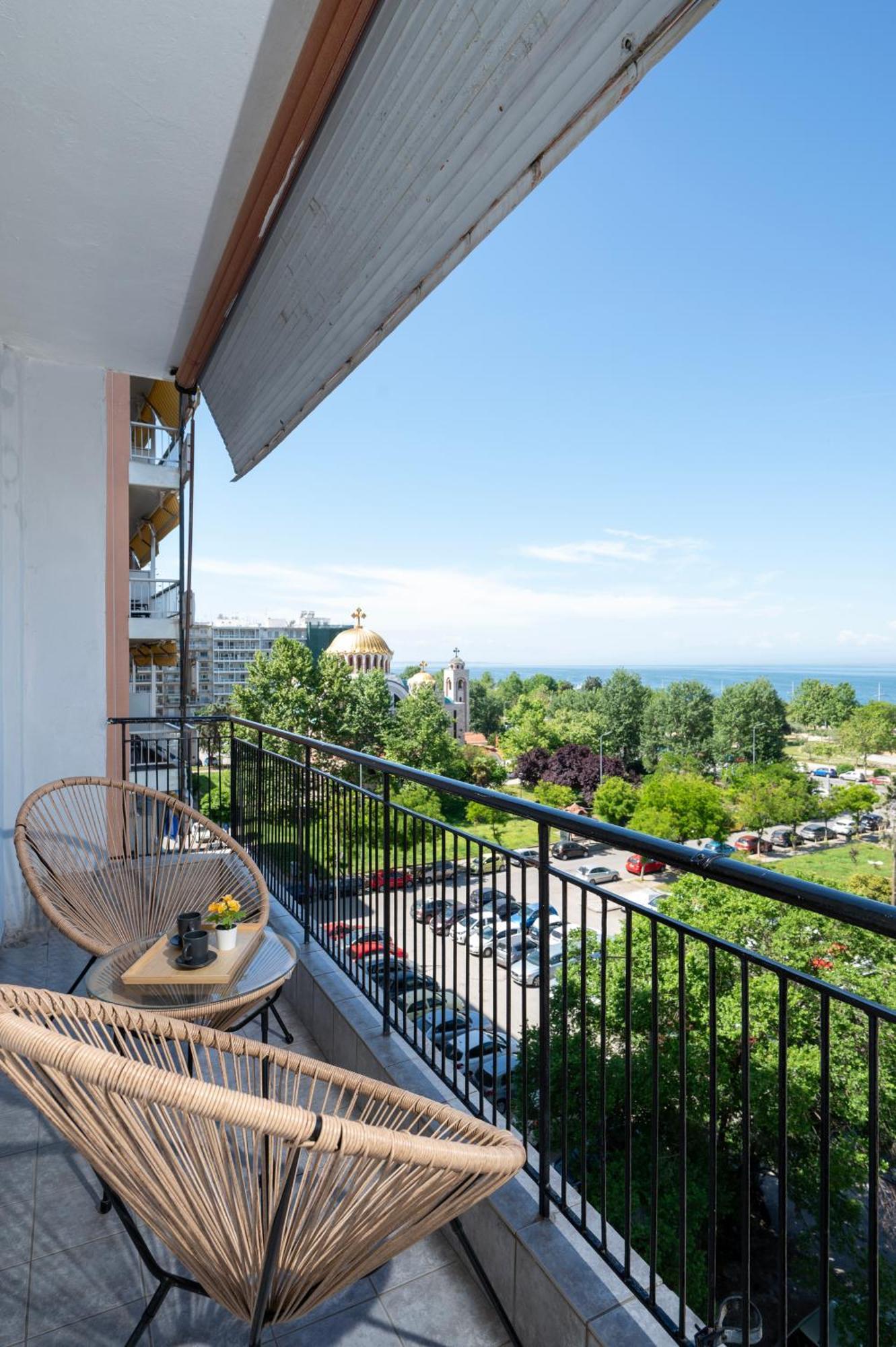 Houseloft Seaside Getaway Apartment Thessaloniki Exterior photo
