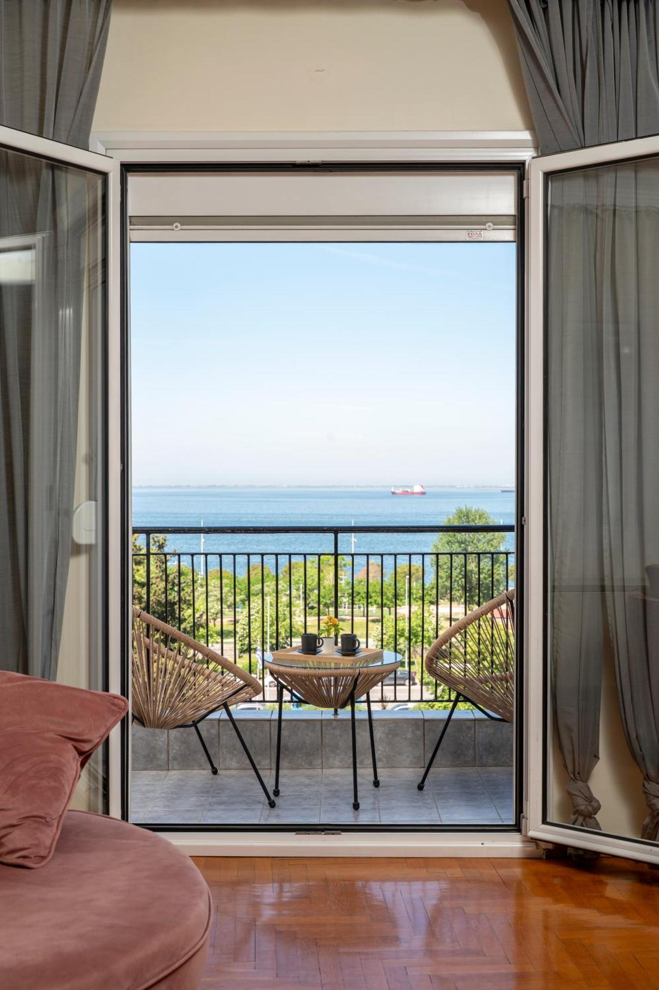 Houseloft Seaside Getaway Apartment Thessaloniki Exterior photo