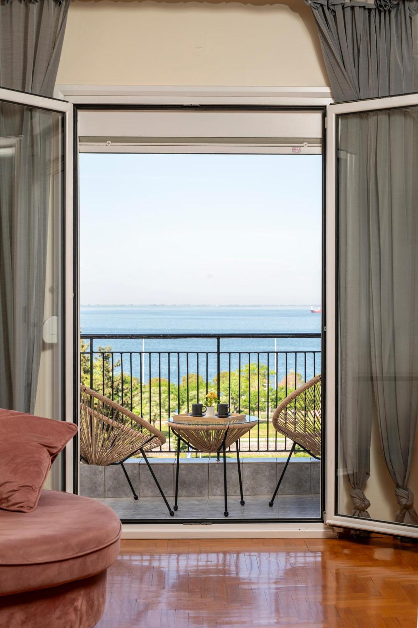 Houseloft Seaside Getaway Apartment Thessaloniki Exterior photo